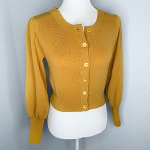 GUC Aritzia Wilfred Mustard Cardigan Sweater Top
Fitted